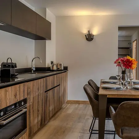 Apartment Standing Centre Station - 6 Pers. *